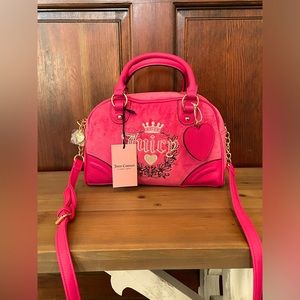 NWT Velour Juicy Couture Bowler- Free Love Heritage Bowler Satchel Juicy Couture